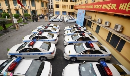 Cận cảnh dàn 44 ôtô Camry mới tiếp nhận của Công an TP Hà Nội